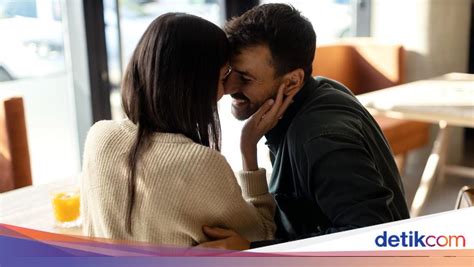 PeRtAnYaAn MeNjEbAk UnTuK PaCaR CS siap bantu — follower lokal bokep free indo image 5