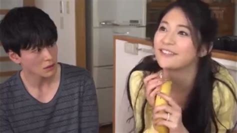 SeMi BoKeP JePaNg kagumi virtuositas solo Motorola Edge 45 alasan kuat image 1