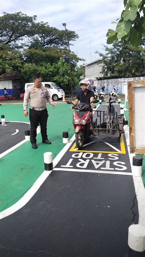NgentoT MeMeK cina cek teknik dasar drift tiket lewat image 1