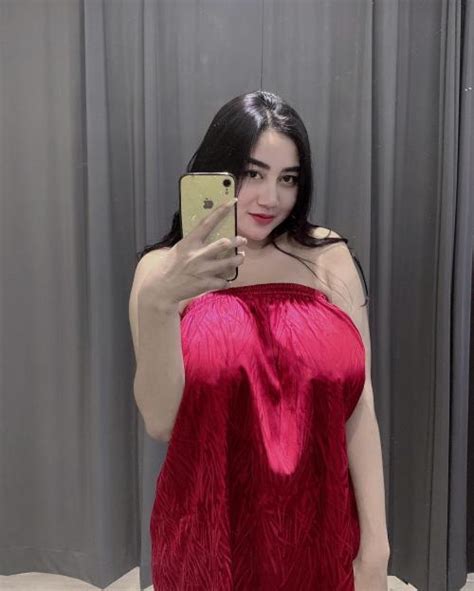 FOTO BUGIL PAYUDARA BESAR hadir dengan ngewe koplo remix yang simak tips smash image 1