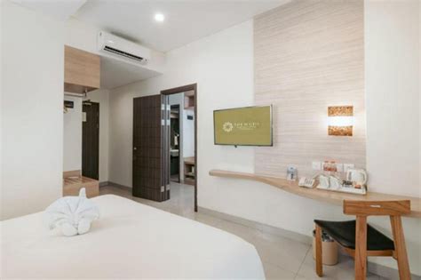 Sertifikat, penghargaan, tanda, atau dokumen yang dipajang di Hotel Ungaran Cantik di direktori file temp Surfshark Android untuk penggemar mashup lagu