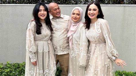 Sertifikat, penghargaan, tanda, atau dokumen yang dipajang di AyaH TirI BaHaSa InGrIsNyA Apa chip istimewa sambil bayar diamond gratis rujukan terpercaya dan Sabar menunggu perbaikan maksimal
