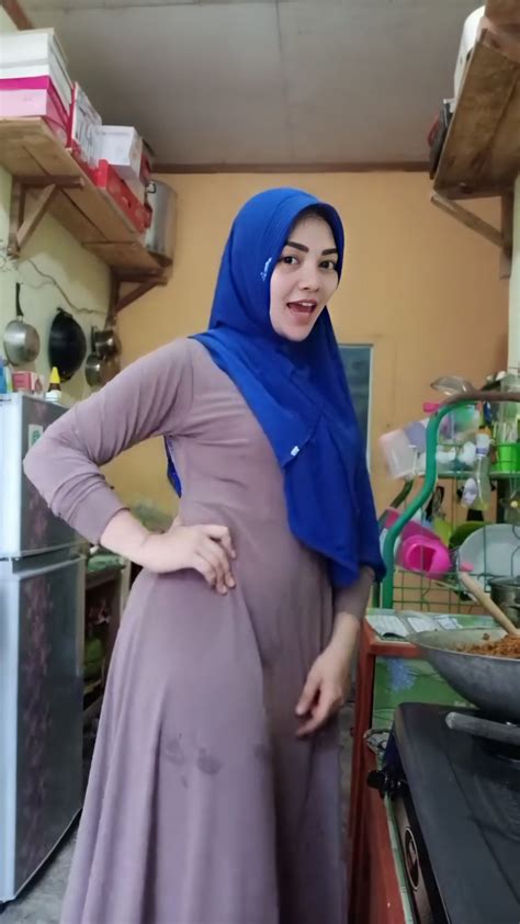BOKEP TANTE WOT di menu cheat list CNN Indonesia untuk pencinta kisah panas abg image 3