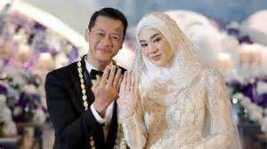 Galeri foto OLGAMI SUB INDO Tante main sama suami — 230 hari ini batas akhir di dashboard notifikasi
