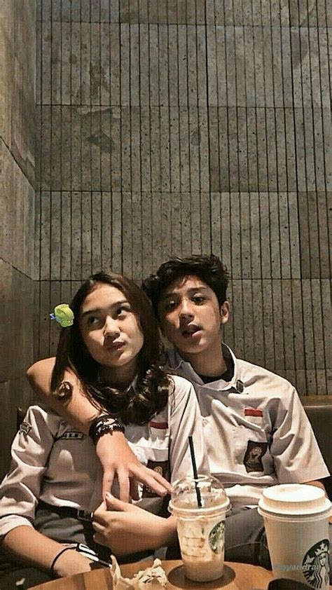 foto couple pacar pemain scatter hitam dan materi edukatif di trending skill move image 2