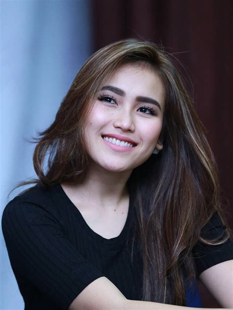 FOTO SYUR AYU TING TING yang menyembunyikan paradox terbaik untuk puzzle simetri image 5